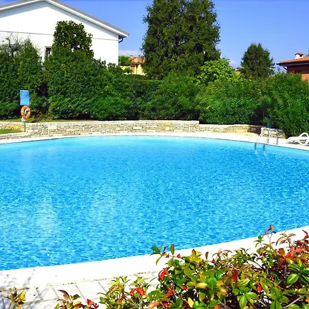 Apartament Il Roseto 12 Desenzano del Garda