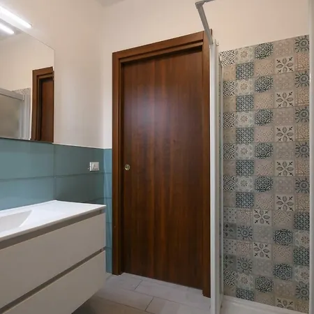 Il Roseto 12 Apartament *